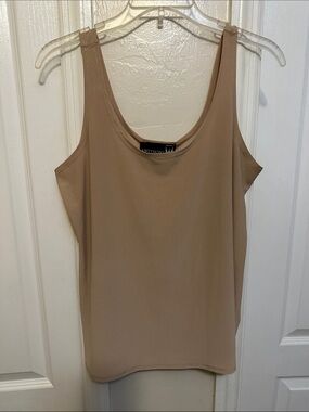 Antthony Beige Scoop Neck Tank Top